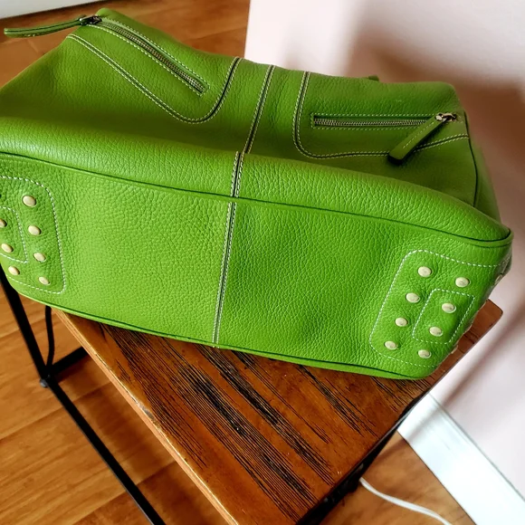 TODS Light Green Bag, Authentic - Picture 5 of 8